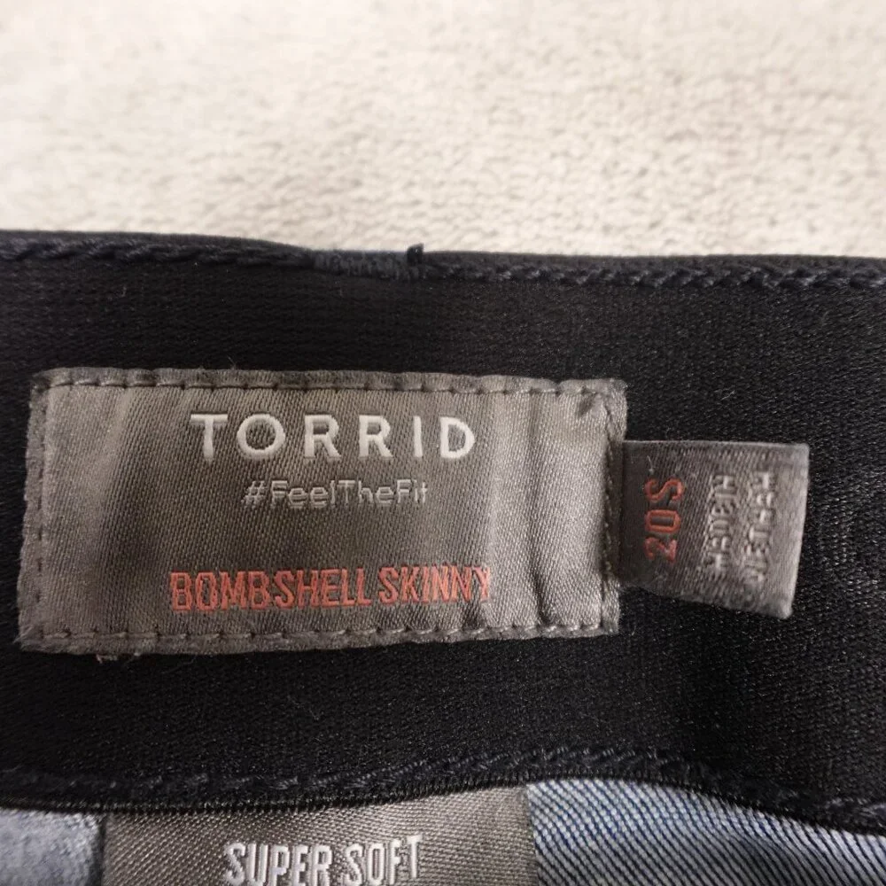 Torrid Bombshell‎ Skinny Jeans - Super Soft Dark Wash | Size 20 Short